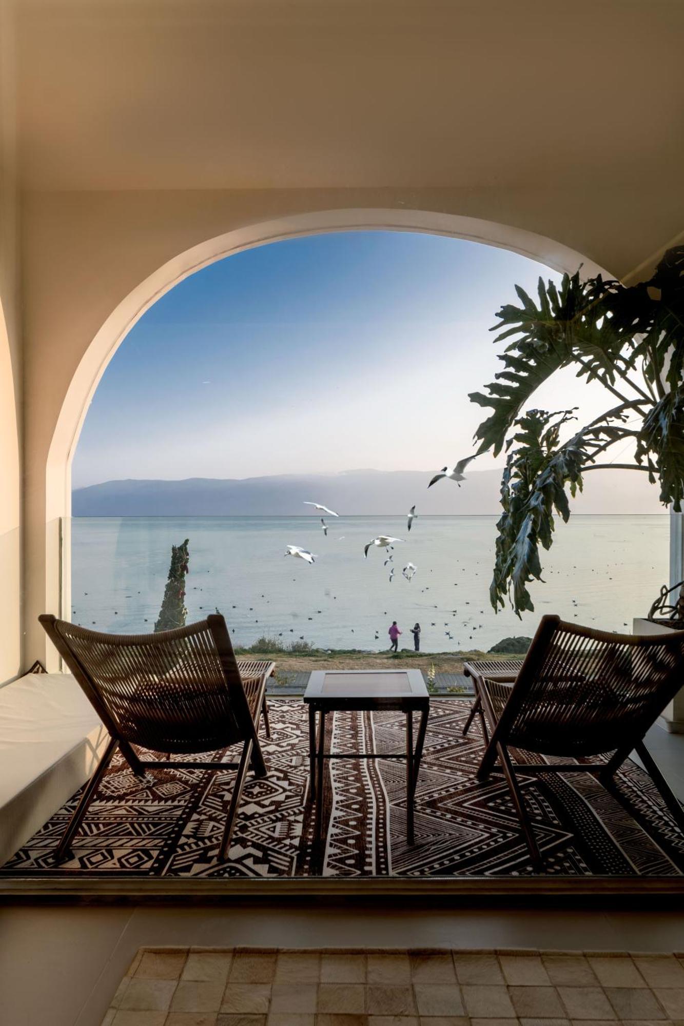 Dali Nest Secret Garden Lake View Inn Buitenkant foto