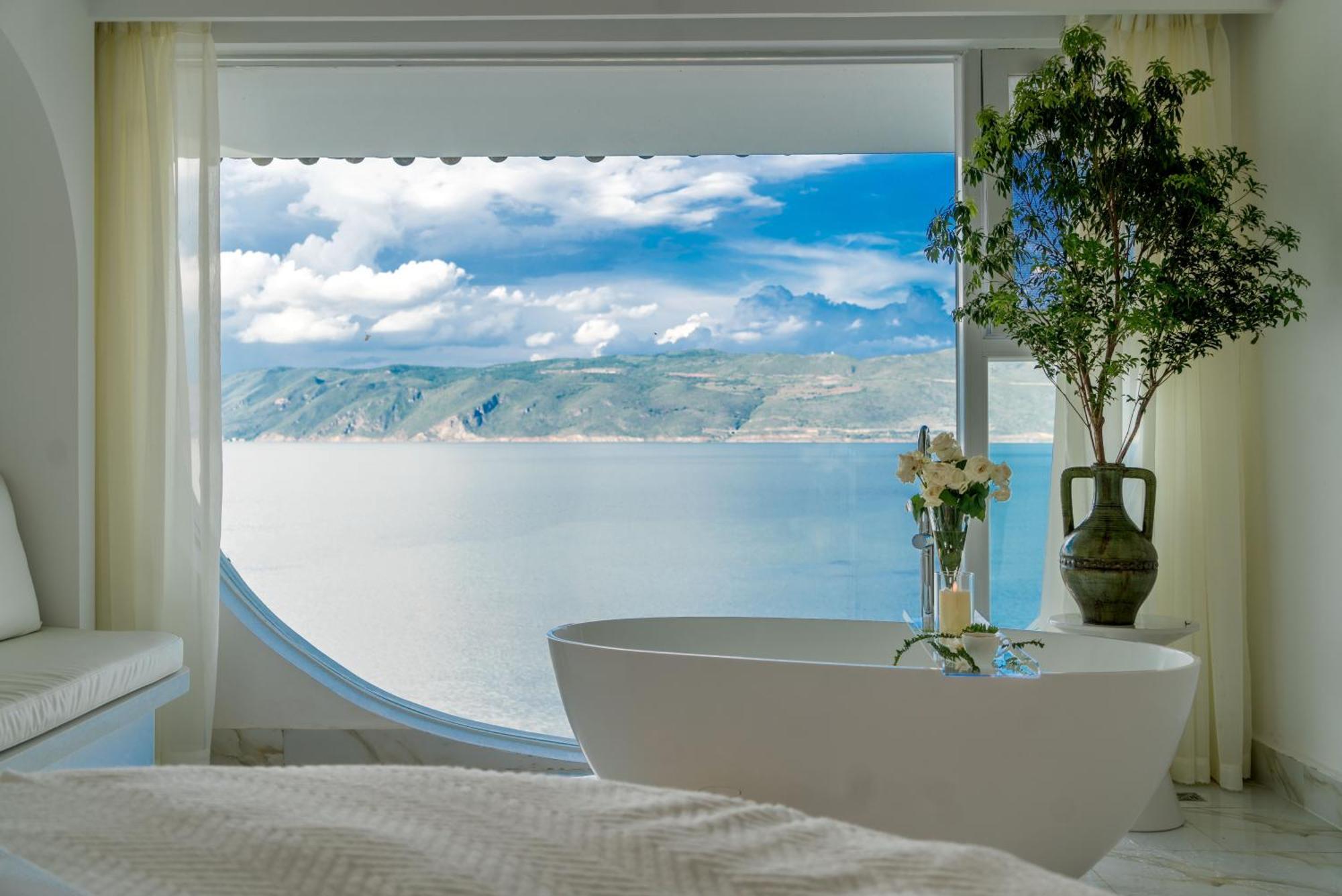 Dali Nest Secret Garden Lake View Inn Buitenkant foto